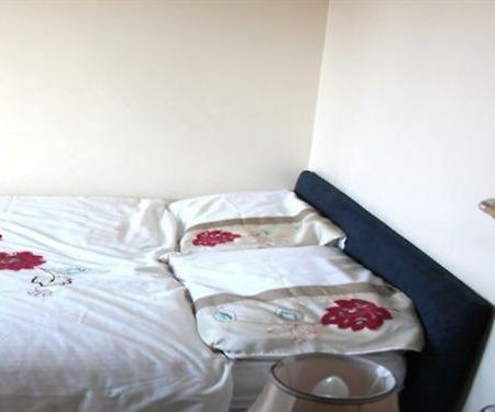 Julius Lodge Bexleyheath Bilik gambar
