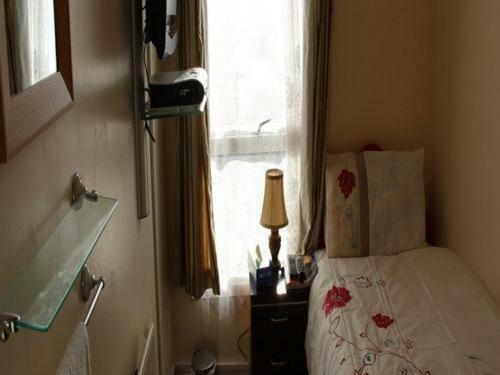 Julius Lodge Bexleyheath Bilik gambar